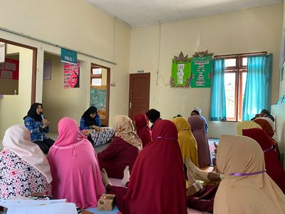 Penguatan Dimensi Intelektual, Sekolah Lansia Desa Mlandi Dorong Lansia Tetap Aktif dan Berdaya